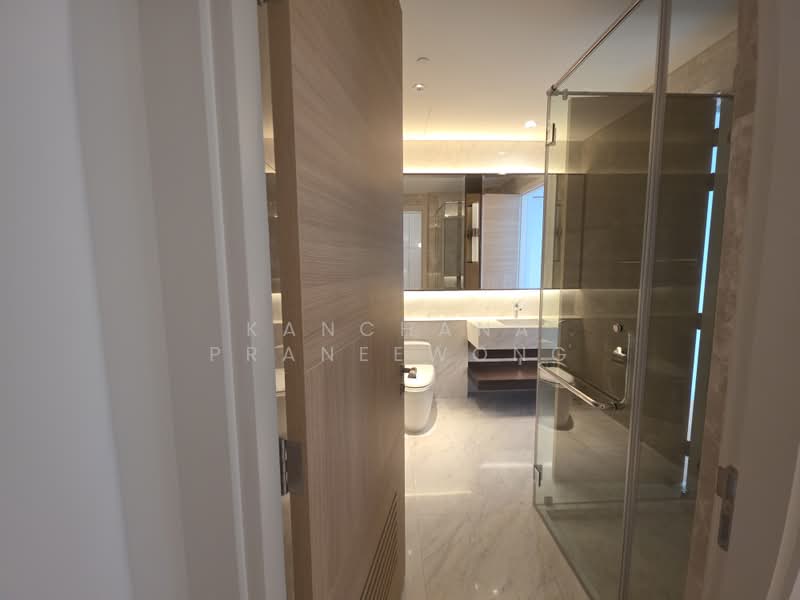 Sindhorn Residence, Bangkok, 54 Soi Ton Son, Lumphini, Pathum Wan, Bangkok, 3 Bedrooms, 150 sqm, Condo For Rent, by Kanchana Praneewong, 500355860 - DDproperty.com