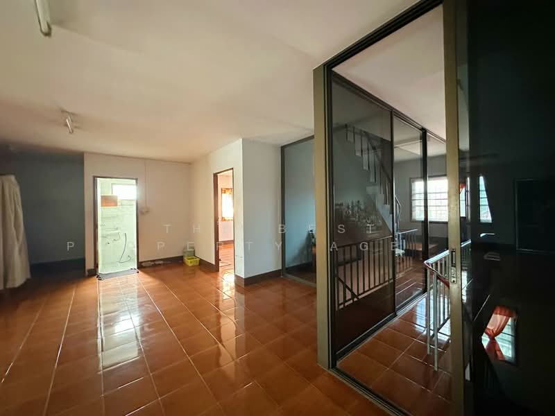 อาคารพาณิชย์บ้านสวน ชลบุรี, Chon Buri (Pattaya), Ban Suan, Muang Chon Buri, Chon Buri (Pattaya), , 150 sqm, Shophouse For Sale, by The Best Property Agent ต่าย, 500355871 - DDproperty.com