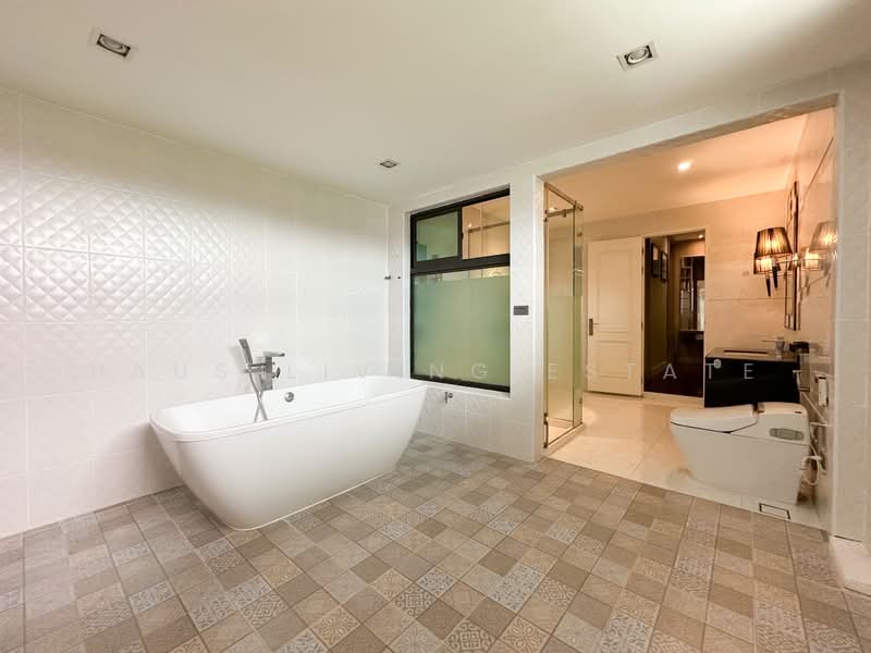 Nantawan Pinklao-Ratchapruek, Bangkok, Ratchaphruek Road, Taling Chan, Bangkok, 5 Bedrooms, 358 sqm, Single Detached House For Sale, by Haus Living Estate, 500355904 - DDproperty.com