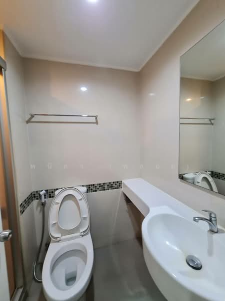 Lumpini Park Riverside Rama 3, Bangkok, 4 Rama 3 Road, Bang Pong Pang, Yan Nawa, Bangkok, 1 Bedroom, 32 sqm, Condo For Sale, by พนิดา (พลอย), 500355918 - DDproperty.com