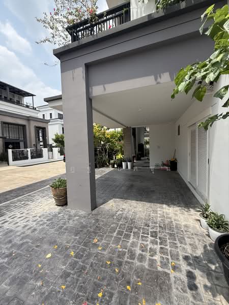 Baan Nara Wongwaen-Ramintra, Bangkok, Kanchanaphisek Parallel Road, Tha Rang, Bang Khen, Bangkok, 4 Bedrooms, 299 sqm, Single Detached House For Sale, by ณัฎฐ์ ยศขุน, 500355932 - DDproperty.com