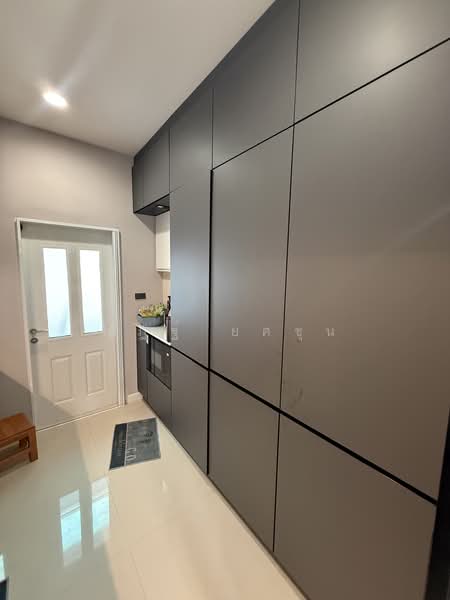 Baan Nara Wongwaen-Ramintra, Bangkok, Kanchanaphisek Parallel Road, Tha Rang, Bang Khen, Bangkok, 4 Bedrooms, 299 sqm, Single Detached House For Sale, by ณัฎฐ์ ยศขุน, 500355932 - DDproperty.com
