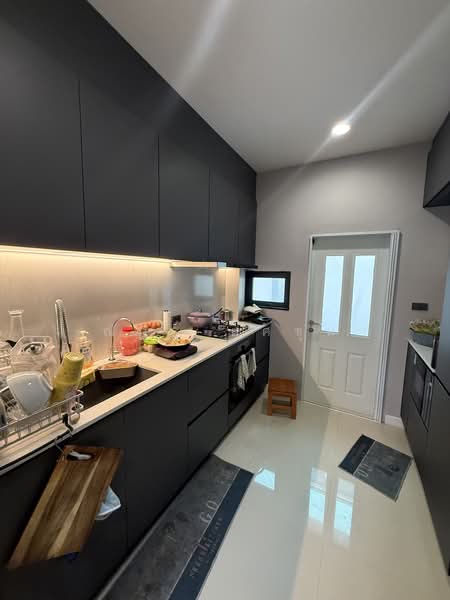 Baan Nara Wongwaen-Ramintra, Bangkok, Kanchanaphisek Parallel Road, Tha Rang, Bang Khen, Bangkok, 4 Bedrooms, 299 sqm, Single Detached House For Sale, by ณัฎฐ์ ยศขุน, 500355932 - DDproperty.com