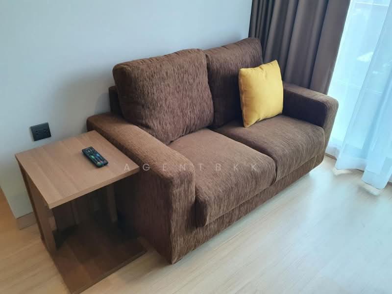 Lumpini Suite Phetchaburi-Makkasan, Bangkok, 1515 Phetchaburi Rd, Makkasan, Ratchathewi, Bangkok, 2 Bedrooms, 41 sqm, Condo For Rent, by Agentbkk, 500355936 - DDproperty.com