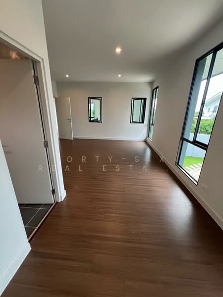 Saransiri Srivaree, Samut Prakan, 343 Rural Road, Srisa Chorakhe Noi, Bang Sao Thong, Samut Prakan, 4 Bedrooms, 190 sqm, Single Detached House For Sale, by Forty-Six Real Estate Group, 500355938 - DDproperty.com