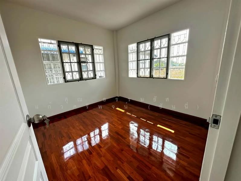 มณีรินทร์ รัตนาธิเบศร์, Nonthaburi, ถนนรัตนาธิเบศร์, Sai Ma, Muang Nonthaburi, Nonthaburi, 4 Bedrooms, 280 sqm, Single Detached House For Sale, by คุณ ธรรมธัส แก้วศรีพจน์ (ซันนี่), 500355939 - DDproperty.com