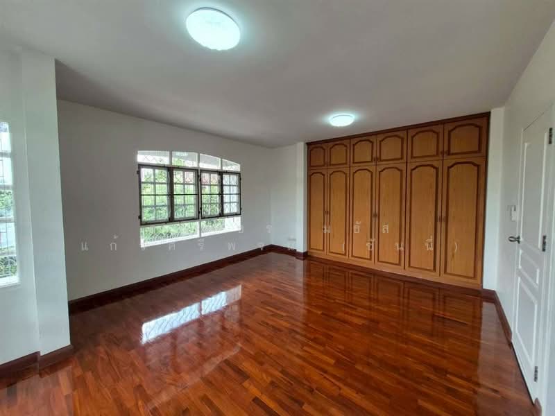 มณีรินทร์ รัตนาธิเบศร์, Nonthaburi, ถนนรัตนาธิเบศร์, Sai Ma, Muang Nonthaburi, Nonthaburi, 4 Bedrooms, 280 sqm, Single Detached House For Sale, by คุณ ธรรมธัส แก้วศรีพจน์ (ซันนี่), 500355939 - DDproperty.com
