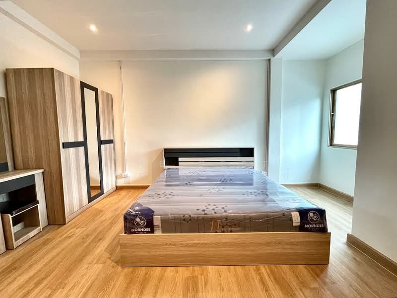 หมู่บ้านอุดมสุข ศรีราชา, Chon Buri (Pattaya), Surasak, Si Racha, Chon Buri (Pattaya), 2 Bedrooms, 80 sqm, Townhouse For Sale, by The Best Property แป๋ม, 500355942 - DDproperty.com