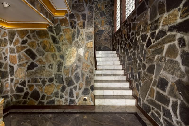 สาทร, Bangkok, Chong Nonsi, Yan Nawa, Bangkok, 5 Bedrooms, 200 sqm, Single Detached House For Sale, by Jirasate Lertdhirakul, 500355943 - DDproperty.com