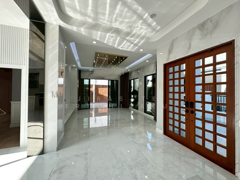 Grand Bangkok Boulevard Srinakarin : แกรนด์ บางกอก บูเลอวาร์ด ศรีนครินทร์, กรุงเทพ, ถ.ศรีนครินทร์, หนองบอน, ประเวศ, กรุงเทพ, 300 ตร.ม., บ้านเดี่ยว ขาย, โดย Jirasate Lertdhirakul, 500355954 - DDproperty.com