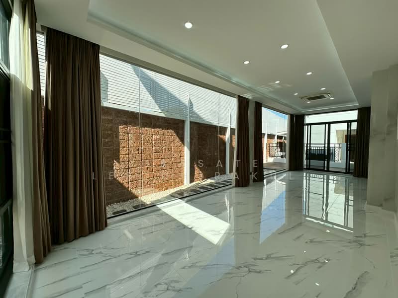 Grand Bangkok Boulevard Srinakarin, Bangkok, Srinagarindra Rd, Nong Bon, Prawet, Bangkok, 5 Bedrooms, 300 sqm, Single Detached House For Sale, by Jirasate Lertdhirakul, 500355954 - DDproperty.com