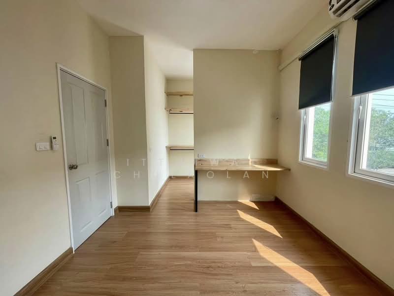 Golden Town Chaiyaphruek – Wongwean, Nonthaburi, Bang Kluai - Sai Noi Road, Sai Noi, Nonthaburi, 4 Bedrooms, 84 sqm, Townhouse For Sale, by Itthiwat Chulaolan, 500355957 - DDproperty.com
