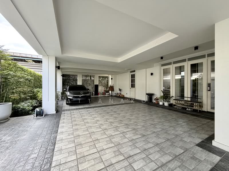 Pool Villa @ถ.ยานนาวา ใกล้ร.ร.นานาชาติ SPGS, Shrewsbury, King's College, คุ้มค่าคุ้มราคา, กรุงเทพ, Yan Nawa, ช่องนนทรี, ยานนาวา, กรุงเทพ, 914 ตร.ม., บ้านเดี่ยว ขาย, โดย Sirikul Wattanakorn, 500356032 - DDproperty.com