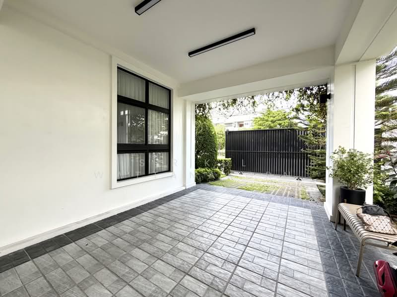 Pool Villa @Yannawa Rd, near SPGS, Shrewsbur, and King's College, Bangkok, Yan Nawa, Chong Nonsi, Yan Nawa, Bangkok, 4 Bedrooms, 914 sqm, Single Detached House For Sale, by Sirikul Wattanakorn, 500356032 - DDproperty.com