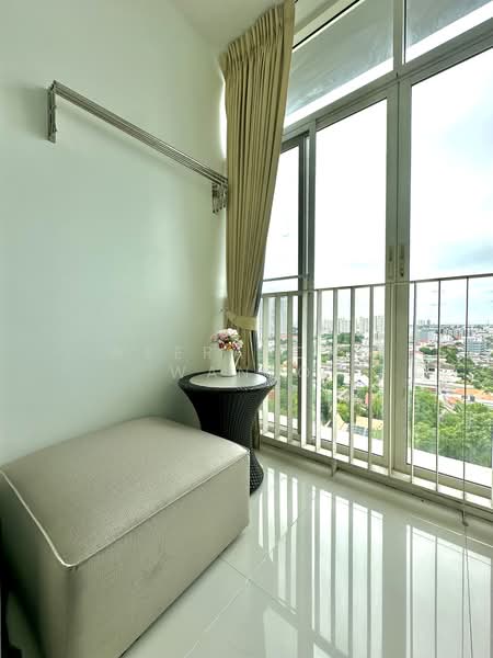 IDEO Verve Sukhumvit, Bangkok, 2077 Sukhumvit Road, Phra Kanong Nua, Watthana, Bangkok, 2 Bedrooms, 44 sqm, Condo For Rent, by Weerapong Wanlo, 500356047 - DDproperty.com