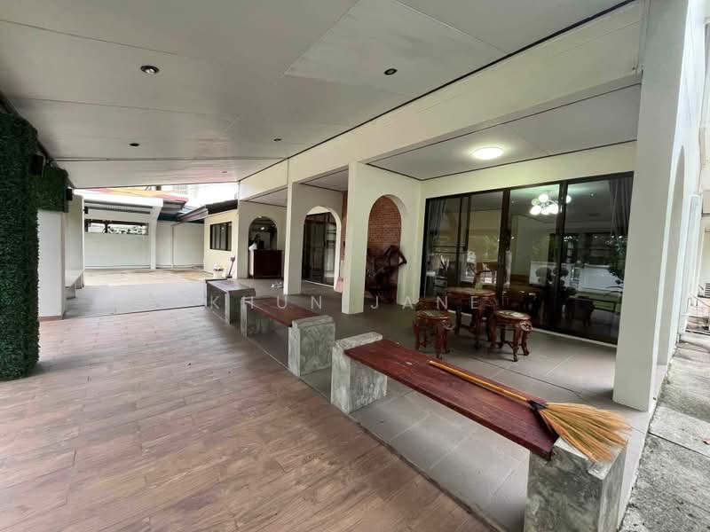 Panya Pattanakarn Village, Bangkok, Soi Phatthanakarn 30, Suan Luang, Bangkok, 5 Bedrooms, 350 sqm, Single Detached House For Rent, by Khun Jane, 500356060 - DDproperty.com