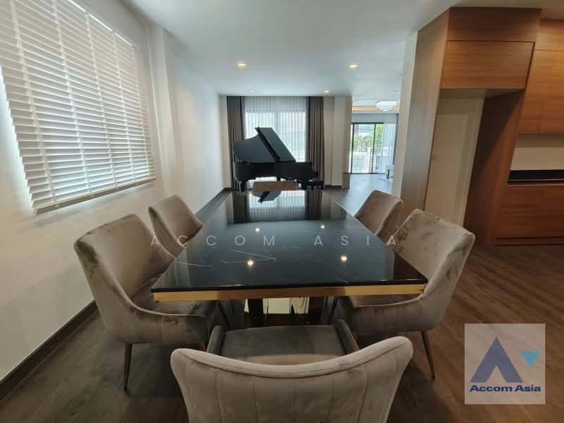 Pet friendly Pet-Friendly Modern 3-Storey House with Spacious Balcony and Large Living Area, กรุงเทพ, คลองตันเหนือ, วัฒนา, กรุงเทพ, 330 ตร.ม., บ้านเดี่ยว ให้เช่า, โดย Accom Asia, 500356074 - DDproperty.com