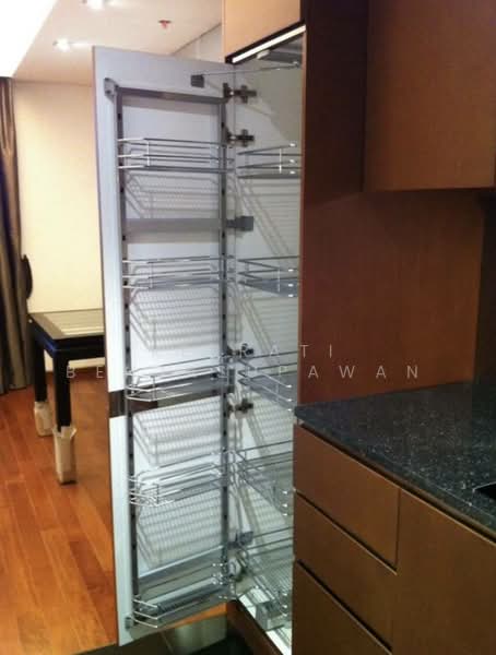 Hansar Rajdamri, Bangkok, 3-250 Soi Mahatlek Luang 2, Lumphini, Pathum Wan, Bangkok, 1 Bedroom, 62 sqm, Condo For Sale, by Keerati Benjasupawan, 500356096 - DDproperty.com