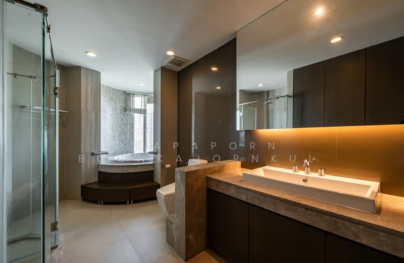 Watermark Chaophraya, Bangkok, Soi Charoennakorn 39-41, Charoennakorn Road, Bang Lam Phu Lang, Khlong San, Bangkok, 4 Bedrooms, 283 sqm, Condo For Sale, by Prapaporn Boonkajonkul, 500356104 - DDproperty.com