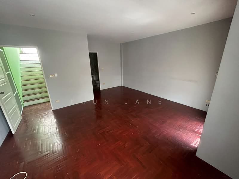 Home Office for Rent in Phra Khanong (SPSJP401), Bangkok, เอกมัย 12, Khlong Tan Nua, Watthana, Bangkok, 6 Bedrooms, 350 sqm, Townhouse For Rent, by Khun Jane, 500356109 - DDproperty.com