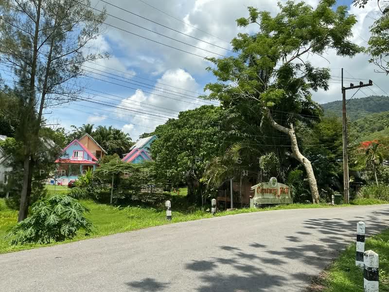 Brookside Valley Resort&Strawberry Town Rayong, Rayong, Sam Nak Thong, Muang Rayong, Rayong, 2 Bedrooms, 150 sqm, Single Detached House For Sale, by The Best Property  มะเหมี่ยว, 500356116 - DDproperty.com