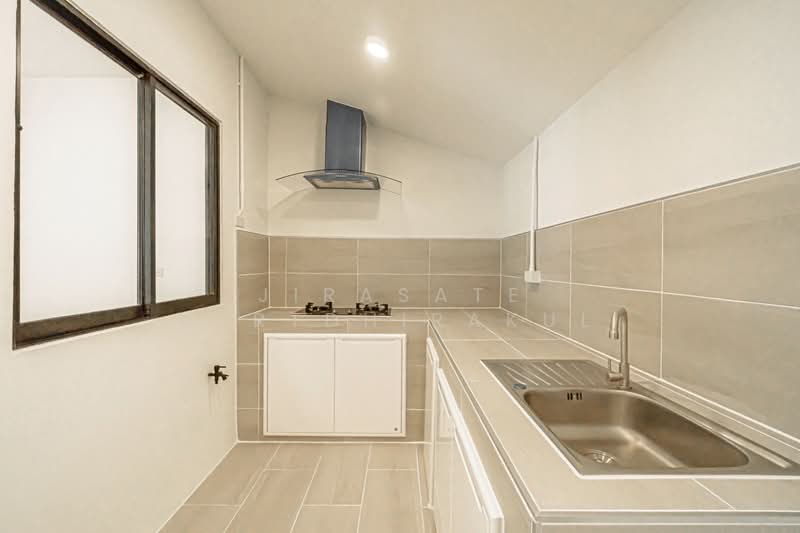 The Connect Suanluang-Onnut, Bangkok, Soi 67, Chalerm Phrakiat Rama 9 Road, Prawet, Bangkok, 3 Bedrooms, 150 sqm, Townhouse For Sale, by Jirasate Lertdhirakul, 500356120 - DDproperty.com