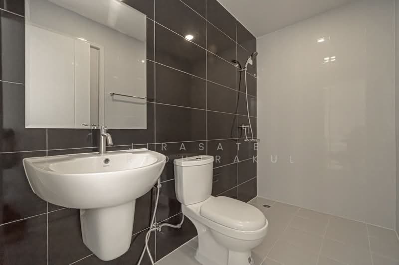 The Connect Suanluang-Onnut, Bangkok, Soi 67, Chalerm Phrakiat Rama 9 Road, Prawet, Bangkok, 3 Bedrooms, 150 sqm, Townhouse For Sale, by Jirasate Lertdhirakul, 500356120 - DDproperty.com