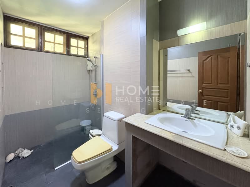 บ้านเทศบาลสงเคราะห์ 2 แยก 10, Bangkok, Lat Yao, Chatuchak, Bangkok, 4 Bedrooms, 280 sqm, Single Detached House For Sale, by HOME Real Estate Service, 500356138 - DDproperty.com