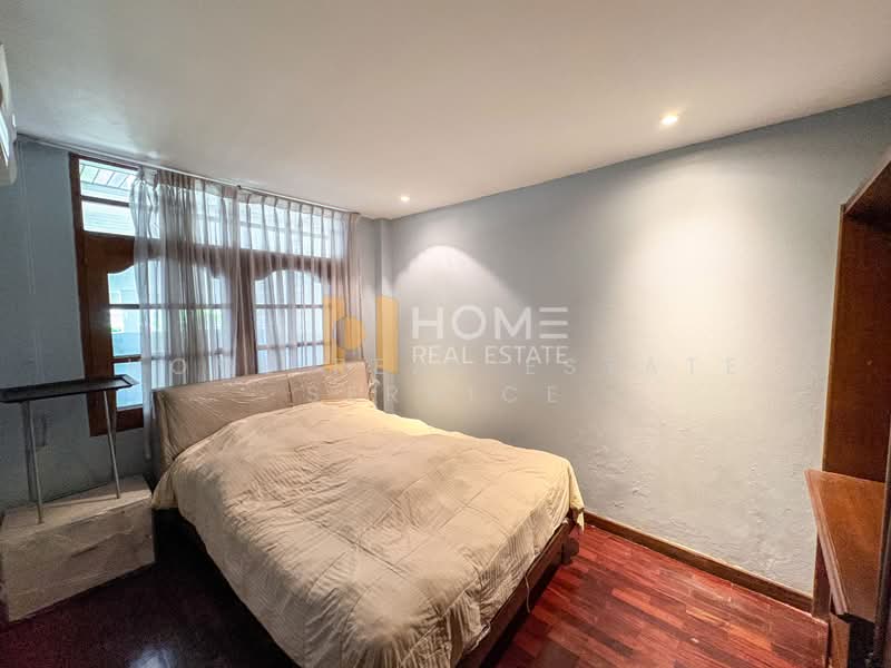 บ้านเทศบาลสงเคราะห์ 2 แยก 10, Bangkok, Lat Yao, Chatuchak, Bangkok, 4 Bedrooms, 280 sqm, Single Detached House For Sale, by HOME Real Estate Service, 500356138 - DDproperty.com
