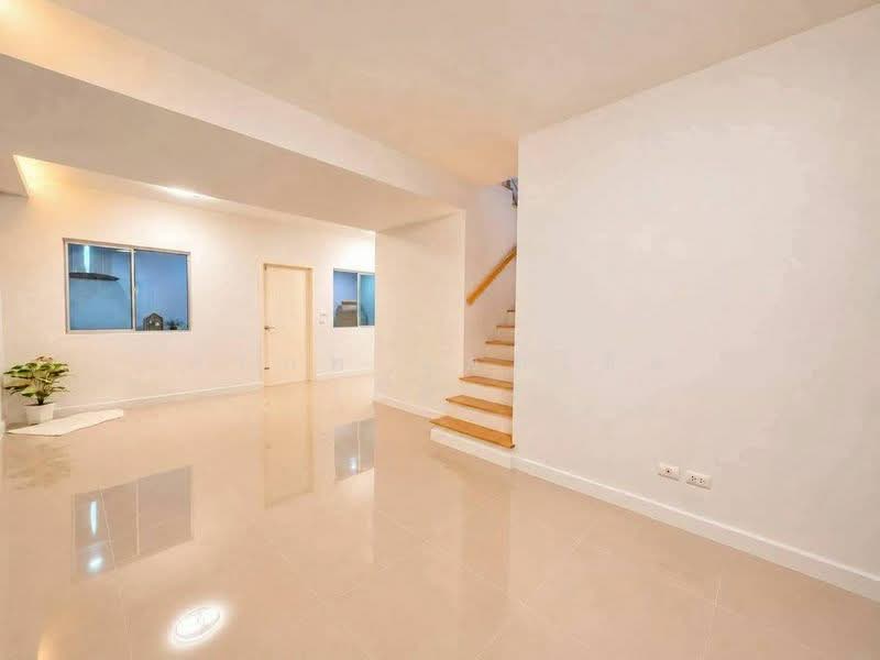 Petchkasem 63-Wongwaen, Bangkok, Nong Kham, Nong Khaem, Bangkok, 3 Bedrooms, 72 sqm, Townhouse For Sale, by สรภพ ยอดไชย (สีฝุ่น), 500356151 - DDproperty.com