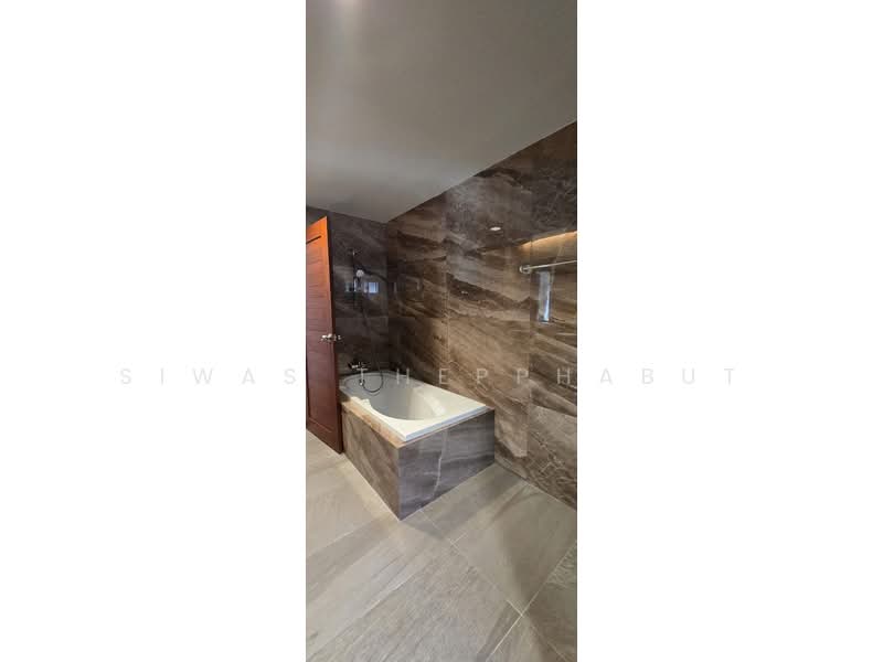 New 3 Bed Villa in Baan Pattaya 5 for Rent Only 79k, Chon Buri (Pattaya), Baan Pattaya 5, Huai Yai, Bang Lamung (Pattaya), Chon Buri (Pattaya), 3 Bedrooms, 292 sqm, Villa For Rent, by Siwas Thepphabut, 500356157 - DDproperty.com