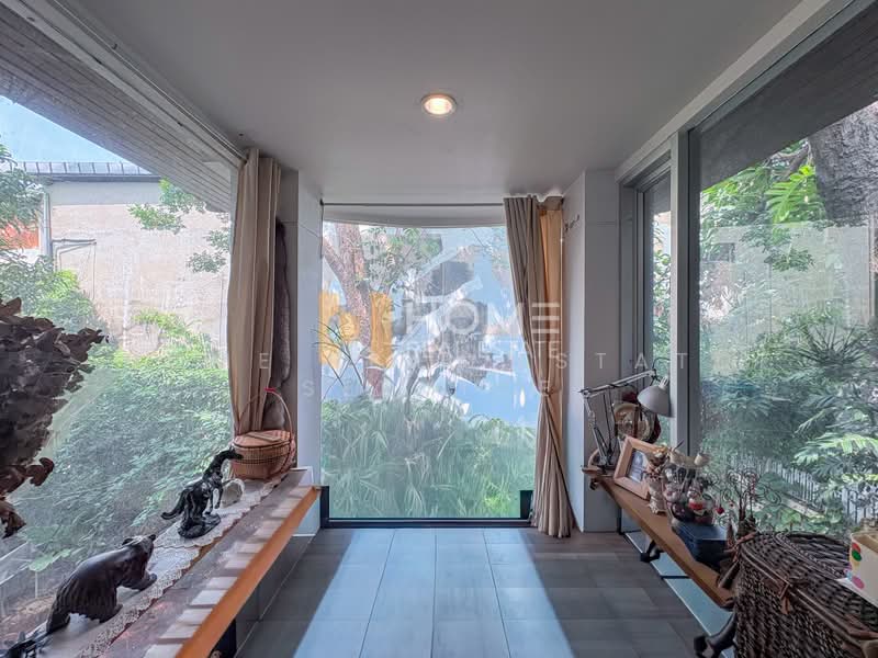 บ้านเดี่ยวลาดพร้าว 42, Bangkok, Samsen Nok, Huai Khwang, Bangkok, 4 Bedrooms, 200 sqm, Single Detached House For Sale, by HOME Real Estate Service, 500356163 - DDproperty.com