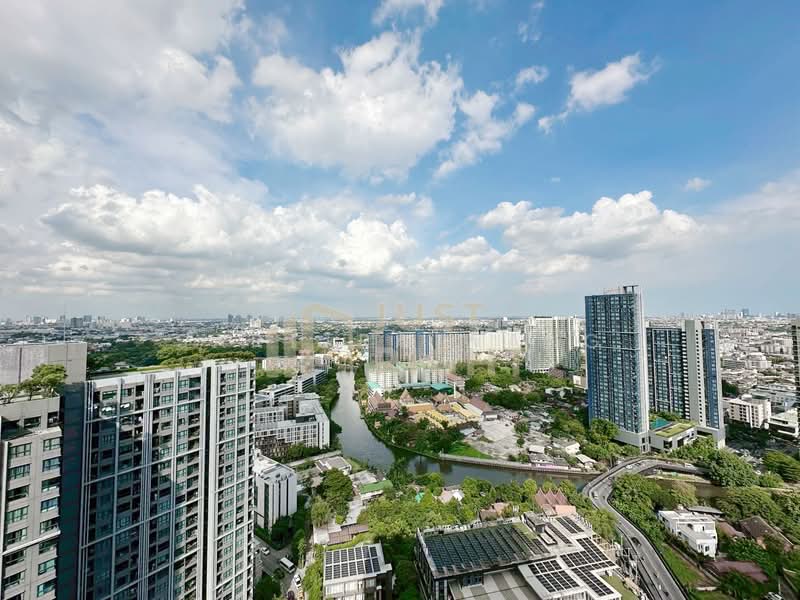 The Base Park West Sukhumvit 77, Bangkok, 11 Soi Sukhumvit 77 Sukhumvit Road, Phra Kanong Nua, Watthana, Bangkok, 1 Bedroom, 30 sqm, Condo For Rent, by Sarttra Wang, 500356174 - DDproperty.com
