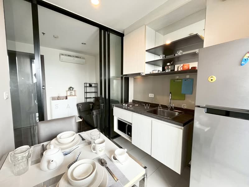 The Base Park West Sukhumvit 77, Bangkok, 11 Soi Sukhumvit 77 Sukhumvit Road, Phra Kanong Nua, Watthana, Bangkok, 1 Bedroom, 30 sqm, Condo For Rent, by Sarttra Wang, 500356174 - DDproperty.com