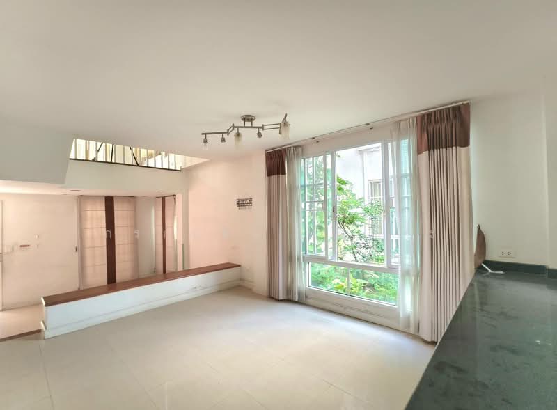 Plus City Park Ekamai-Ramintra : พลัส ซิตี้พาร์ค เอกมัย - รามอินทรา, กรุงเทพ, ถนนนวลจันทร์, นวลจันทร์, บึงกุ่ม, กรุงเทพ, 160 ตร.ม., ทาวน์เฮ้าส์ ขาย, โดย กรกฤตย์ บุญสระ, 500356178 - DDproperty.com