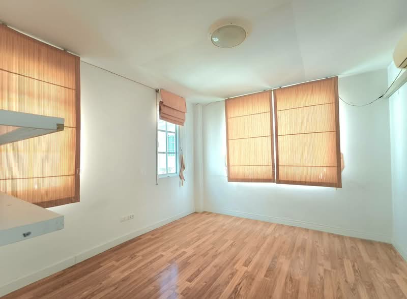 Plus City Park Ekamai-Ramintra, Bangkok, Nuanchan Road, Nuan Chan, Bueng Kum, Bangkok, 3 Bedrooms, 160 sqm, Townhouse For Sale, by กรกฤตย์ บุญสระ, 500356178 - DDproperty.com