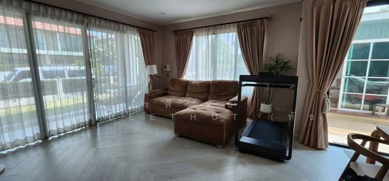 Habitia Orbit Hathairat, Bangkok, Hathairat Road, Sam Wa Tawan Tok, Khlong Sam Wa, Bangkok, 3 Bedrooms, 200 sqm, Single Detached House For Rent, by รพีร์ทัธ Rhapeethut (ทัธ), 500356181 - DDproperty.com