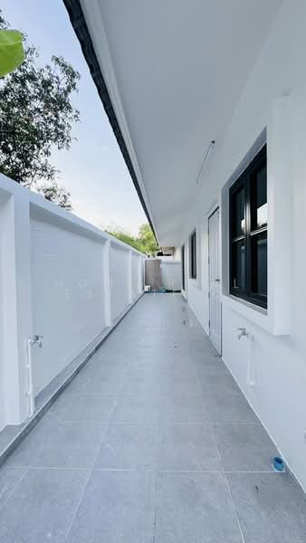 Pattaya Village, Chon Buri (Pattaya), Nong Pla Lai, Bang Lamung (Pattaya), Chon Buri (Pattaya), 3 Bedrooms, 120 sqm, Single Detached House For Sale, by HOME Real Estate Service, 500356183 - DDproperty.com
