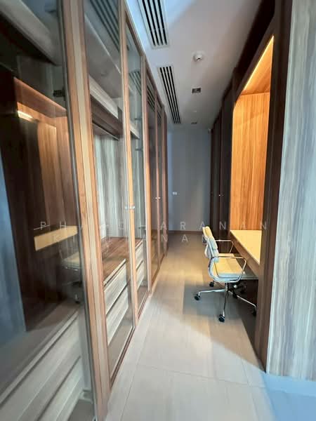 Le Raffine Sukhumvit 39, Bangkok, Soi Sukhumvit 39, Khlong Tan Nua, Watthana, Bangkok, 3 Bedrooms, 365 sqm, Condo For Rent, by Phatcharanan Kittiananchat, 500356220 - DDproperty.com