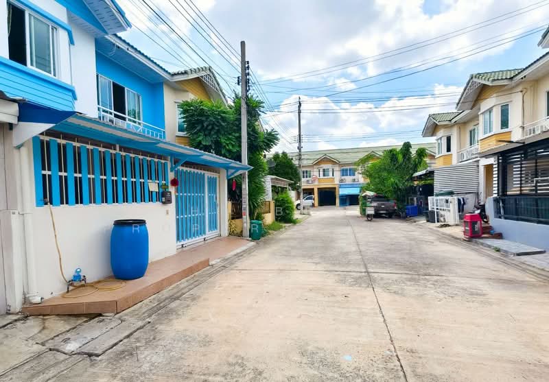 25 Baan Pisan Bang Kadi 2 : พิศาลโครงการ 2 ซอยบางกระดี่, กรุงเทพ, ทับยาว, ลาดกระบัง, กรุงเทพ, 86 ตร.ม., ทาวน์เฮ้าส์ ขาย, โดย The Best Property แอน, 500356223 - DDproperty.com