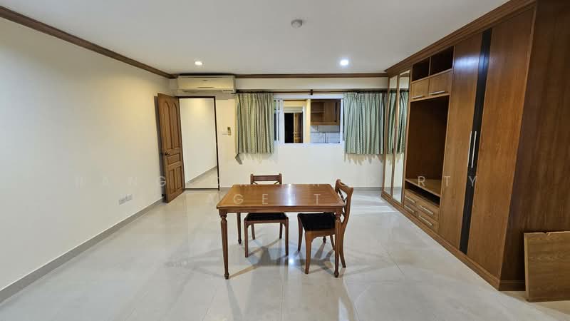 El Patio, Bangkok, Soi Sukhumvit 31, Khlong Tan Nua, Watthana, Bangkok, 2 Bedrooms, 100 sqm, Condo For Rent, by BANGKOK PROPERTY AGENTS, 500356227 - DDproperty.com