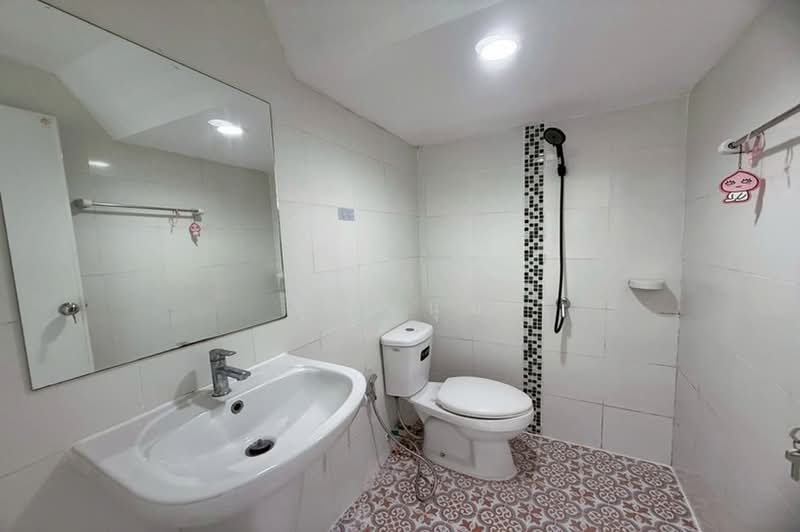 ไลโอ นอฟ วงแหวนฯ - ปิ่นเกล้า, Nonthaburi, กาญจนาภิเษก, Bang Mae Nang, Bang Yai, Nonthaburi, 3 Bedrooms, 102 sqm, Townhouse For Sale, by คุณหนุ่ม, 500356238 - DDproperty.com