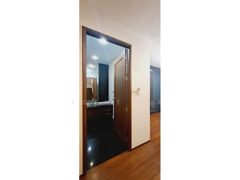 5-Story Townhome for Rent in the Heart of Ekkamai, Lotus Point Elegant (SPSAD4029), Bangkok, Phra Kanong Nua, Watthana, Bangkok, 4 Bedrooms, 450 sqm, Townhouse For Rent, by Agent Pla, 500356249 - DDproperty.com
