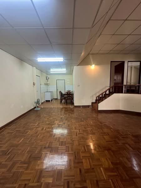 ปลาทอง ศรีนครินทร์ ซอยศรีด่าน 4, สมุทรปราการ, ศรีนครินทร์, สำโรงเหนือ, เมืองสมุทรปราการ, สมุทรปราการ, 100 ตร.ม., บ้านเดี่ยว ขาย, โดย อภัสนันท์ ภัคนราธนเศรษฐ์, 500356252 - DDproperty.com