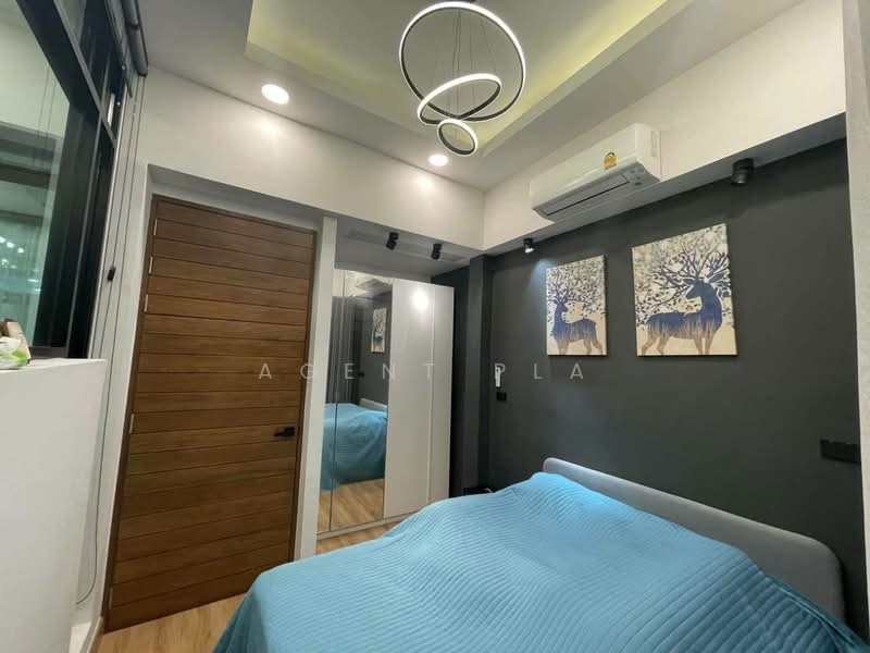 For Sale/Rent: Townhome/Office in the Heart of Ramkhamhaeng (SPSAD4031), Bangkok, Hua Mak, Bang Kapi, Bangkok, 3 Bedrooms, 220 sqm, Townhouse For Rent, by Agent Pla, 500356276 - DDproperty.com