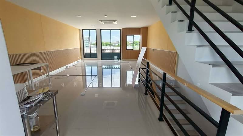 สิริ อเวนิว บางนา3 ( Siri Avenue Bangna 3 ), สมุทรปราการ, ถนนรัตนราช, บางบ่อ, บางบ่อ, สมุทรปราการ, 150 ตร.ม., ตึกแถว-อาคารพาณิชย์ ขาย, โดย คุณ ปมิตา เมืองสีหะชัย (เปมล์), 500356308 - DDproperty.com