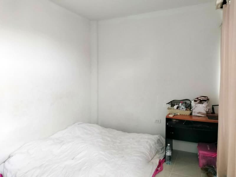 โกลเด้นทาวน์ วังหิน-แตงอ่อน, Chon Buri (Pattaya), Surasak, Si Racha, Chon Buri (Pattaya), 3 Bedrooms, 100 sqm, Townhouse For Sale, by The Best Property อ้น, 500356329 - DDproperty.com
