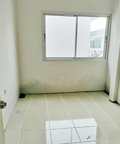 โกลเด้นทาวน์ วังหิน-แตงอ่อน, Chon Buri (Pattaya), Surasak, Si Racha, Chon Buri (Pattaya), 3 Bedrooms, 100 sqm, Townhouse For Sale, by The Best Property อ้น, 500356329 - DDproperty.com