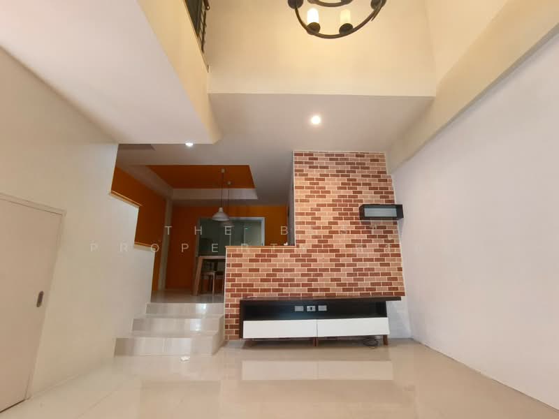 Urban Tara Wongwan – Suksawat 70, Bangkok, Soi Chimkul, Thung Khru, Bangkok, 3 Bedrooms, 150 sqm, Townhouse For Sale, by The Best Property สร้อย, 500356336 - DDproperty.com