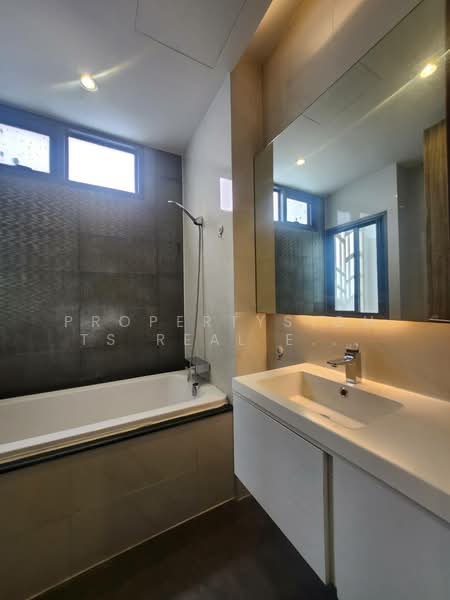 Mayfair Place Sukhumvit 50, Bangkok, Soi Sukhumvit 50, Phra Kanong, Khlong Toei, Bangkok, 2 Bedrooms, 77 sqm, Condo For Rent, by PROPERTYSIGHTS REAL ESTATE, 500356340 - DDproperty.com